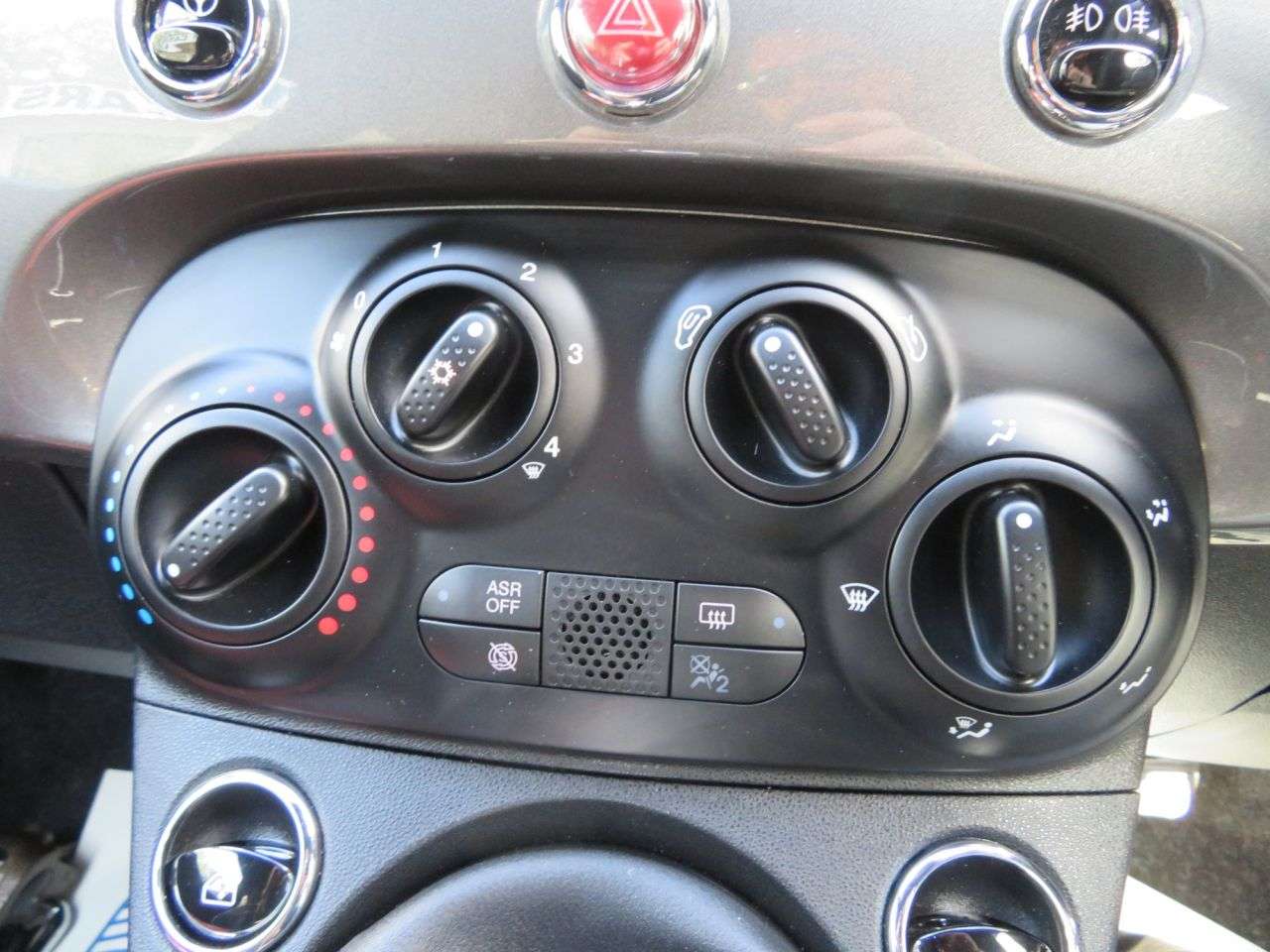 2021 FIAT 500 2021 FIAT 500