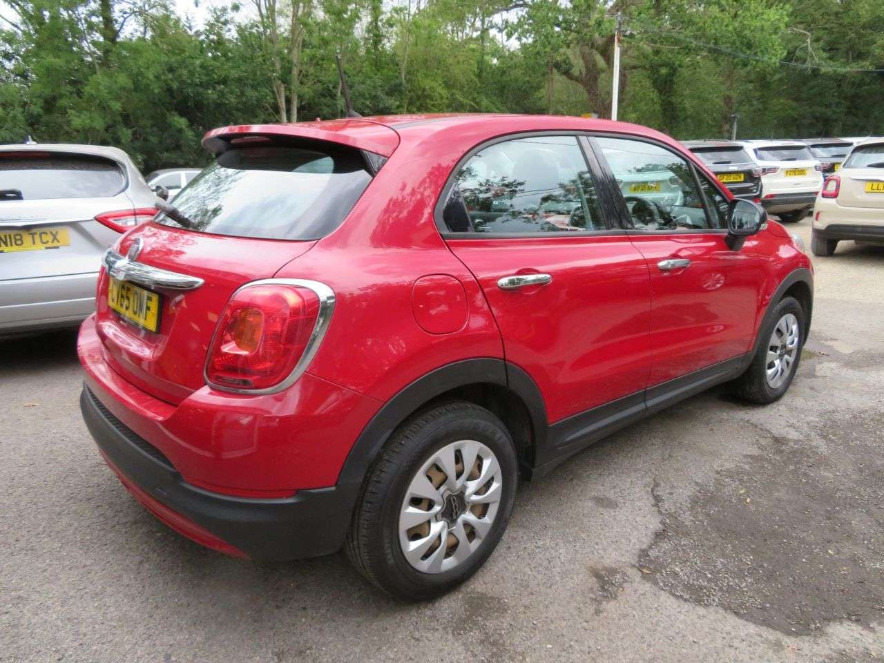 A 2015 FIAT 500X 1.6 E-Torq Pop SUV 5dr Petrol Manual Euro 6 (110 ps) CRUISE + BLUETOOTH + A A 2015 FIAT 500X 1.6 E-Torq Pop SUV 5dr Petrol Manual Euro 6 (110 ps) CRUISE + BLUETOOTH + A