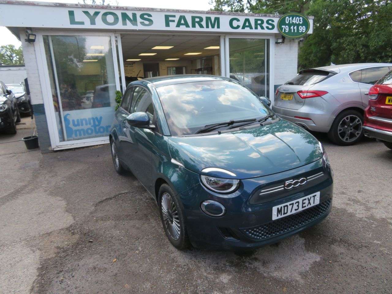 A 2023 FIAT 500E 42kWh Hatchback 3dr Electric Automatic (118 ps) WIRELESS APPLE CARPLAY / AN A 2023 FIAT 500E 42kWh Hatchback 3dr Electric Automatic (118 ps) WIRELESS APPLE CARPLAY / AN