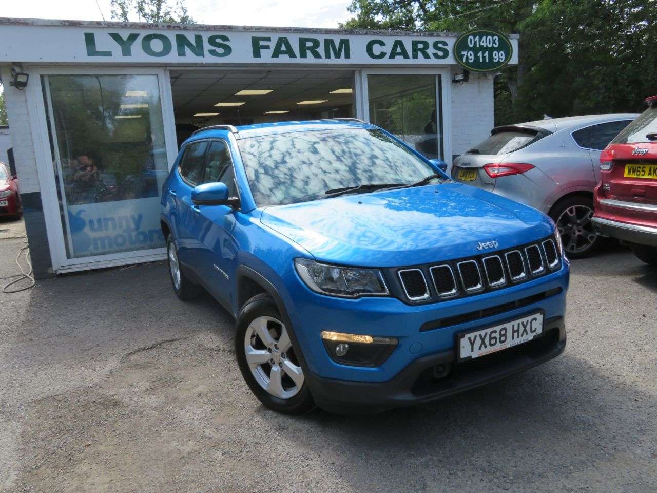 A 2018 JEEP COMPASS 1.4T MultiAirII Longitude SUV 5dr Petrol Manual Euro 6 (s/s) (140 ps) CAMER A 2018 JEEP COMPASS 1.4T MultiAirII Longitude SUV 5dr Petrol Manual Euro 6 (s/s) (140 ps) CAMER