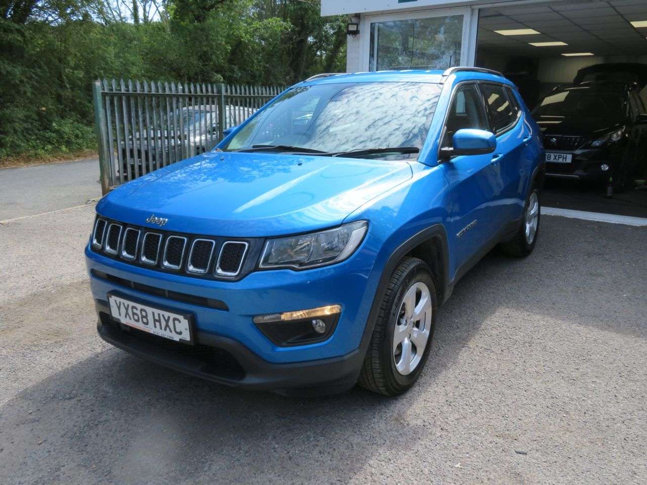 A 2018 JEEP COMPASS 1.4T MultiAirII Longitude SUV 5dr Petrol Manual Euro 6 (s/s) (140 ps) CAMER A 2018 JEEP COMPASS 1.4T MultiAirII Longitude SUV 5dr Petrol Manual Euro 6 (s/s) (140 ps) CAMER