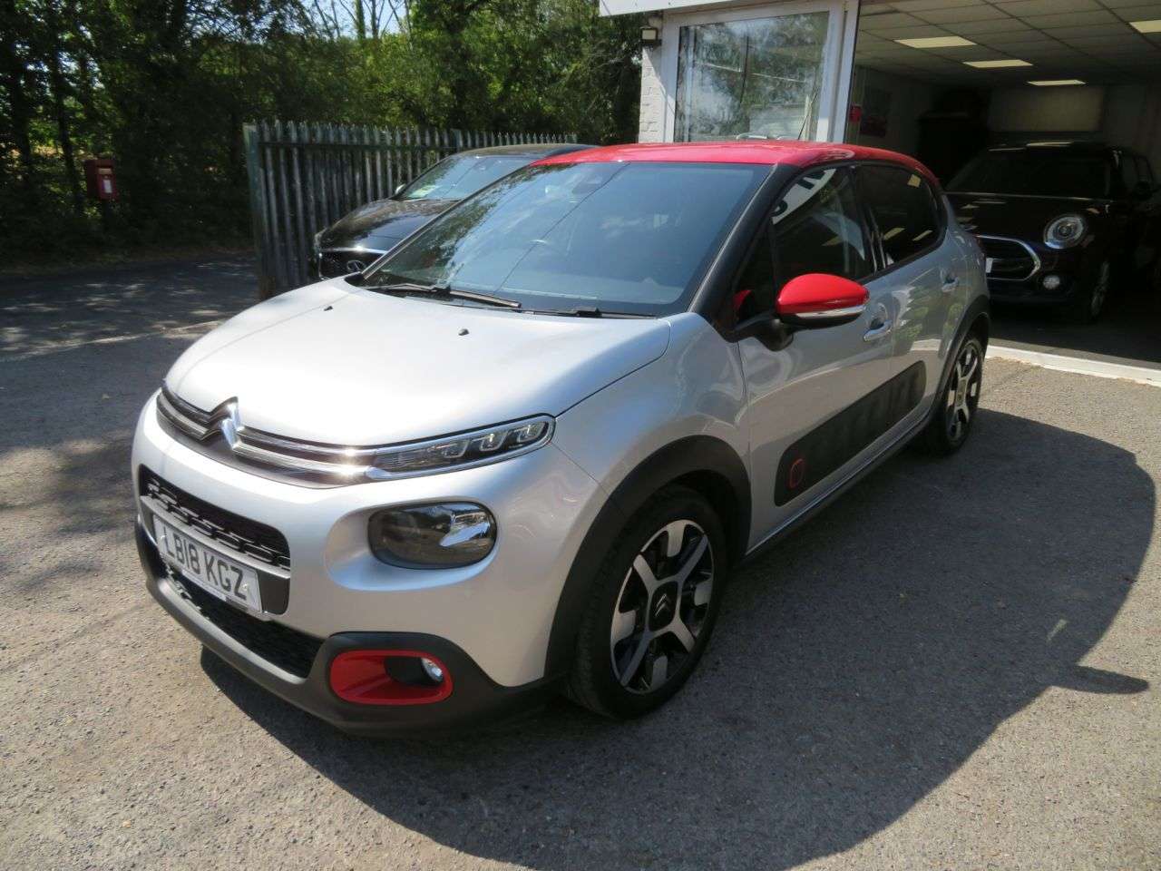A 2018 CITROEN C3 1.2 PureTech Flair Nav Edition Hatchback 5dr Petrol Manual Euro 6 (82 ps) M A 2018 CITROEN C3 1.2 PureTech Flair Nav Edition Hatchback 5dr Petrol Manual Euro 6 (82 ps) M