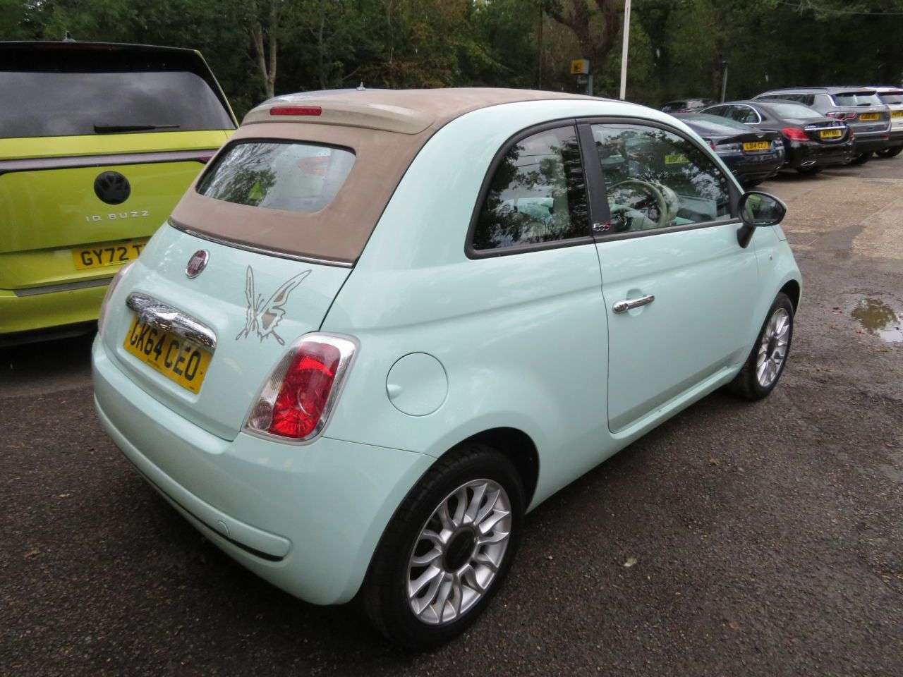 A 2014 FIAT 500C 1.2 Pop Convertible 2dr Petrol Manual Euro 6 (s/s) (69 bhp) AIR-CONDITIONIN A 2014 FIAT 500C 1.2 Pop Convertible 2dr Petrol Manual Euro 6 (s/s) (69 bhp) AIR-CONDITIONIN