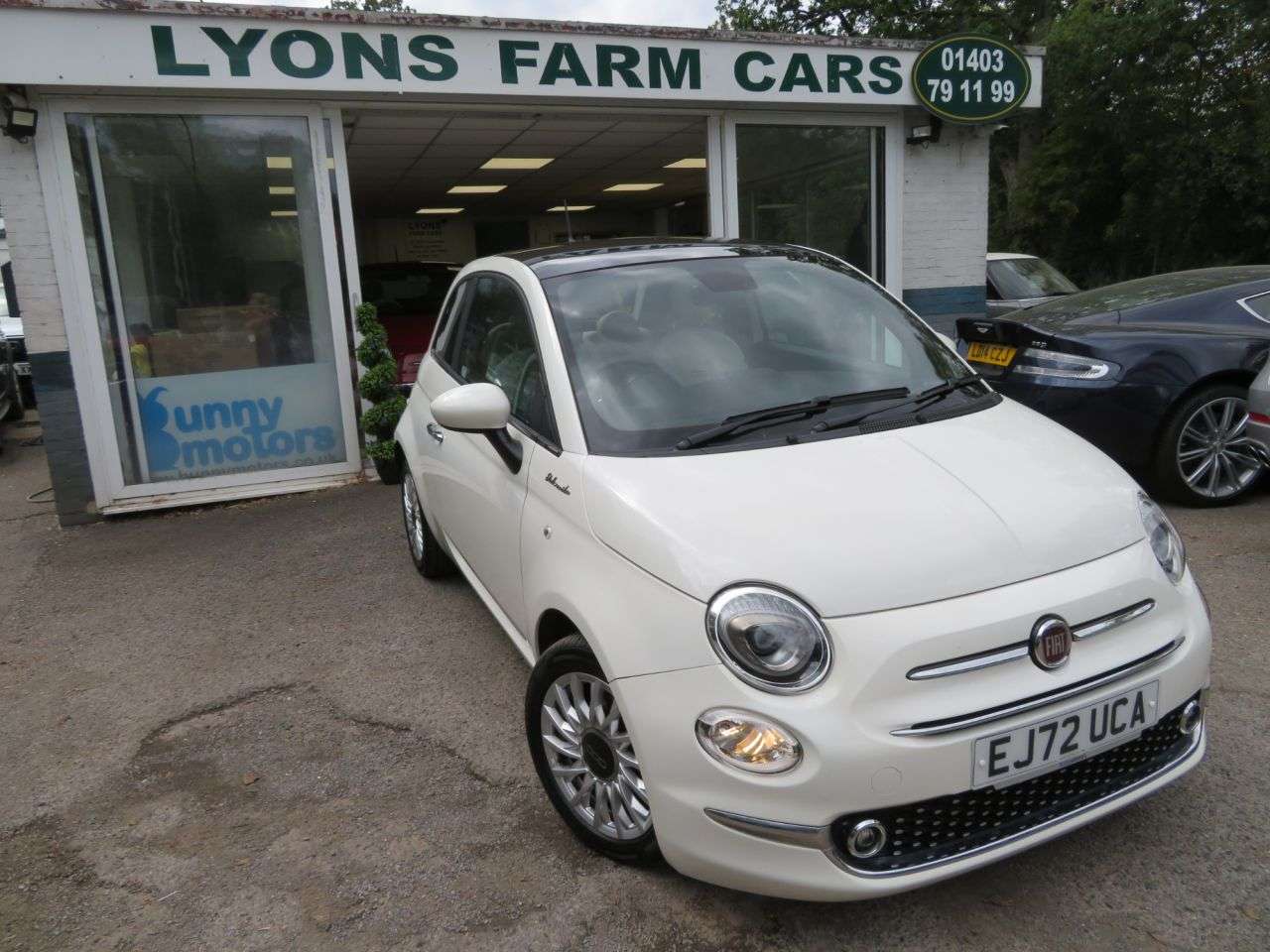 A 2022 FIAT 500 1.0 MHEV Dolcevita Hatchback 3dr Petrol Manual Euro 6 (s/s) (70 bhp) A 2022 FIAT 500 1.0 MHEV Dolcevita Hatchback 3dr Petrol Manual Euro 6 (s/s) (70 bhp)
