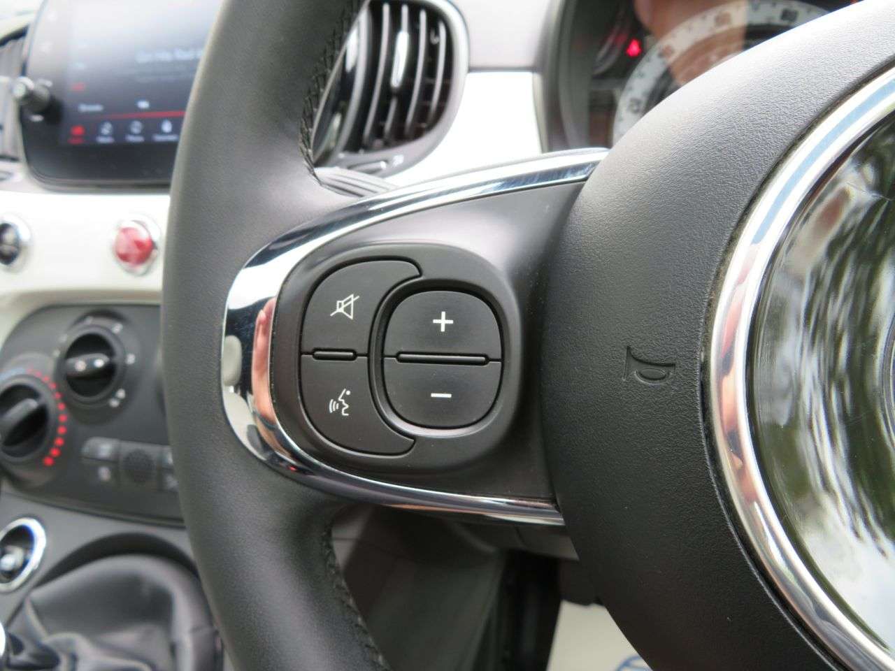 2022 FIAT 500 2022 FIAT 500