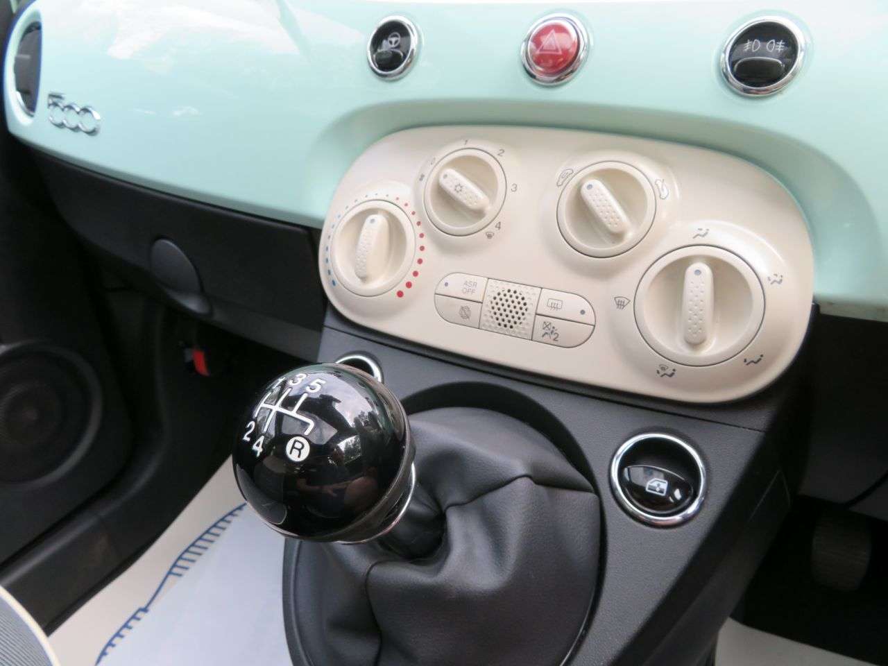 2019 FIAT 500 2019 FIAT 500
