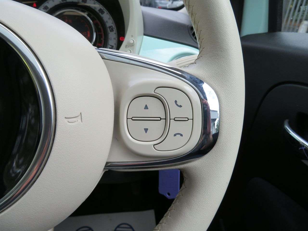 2019 FIAT 500 2019 FIAT 500