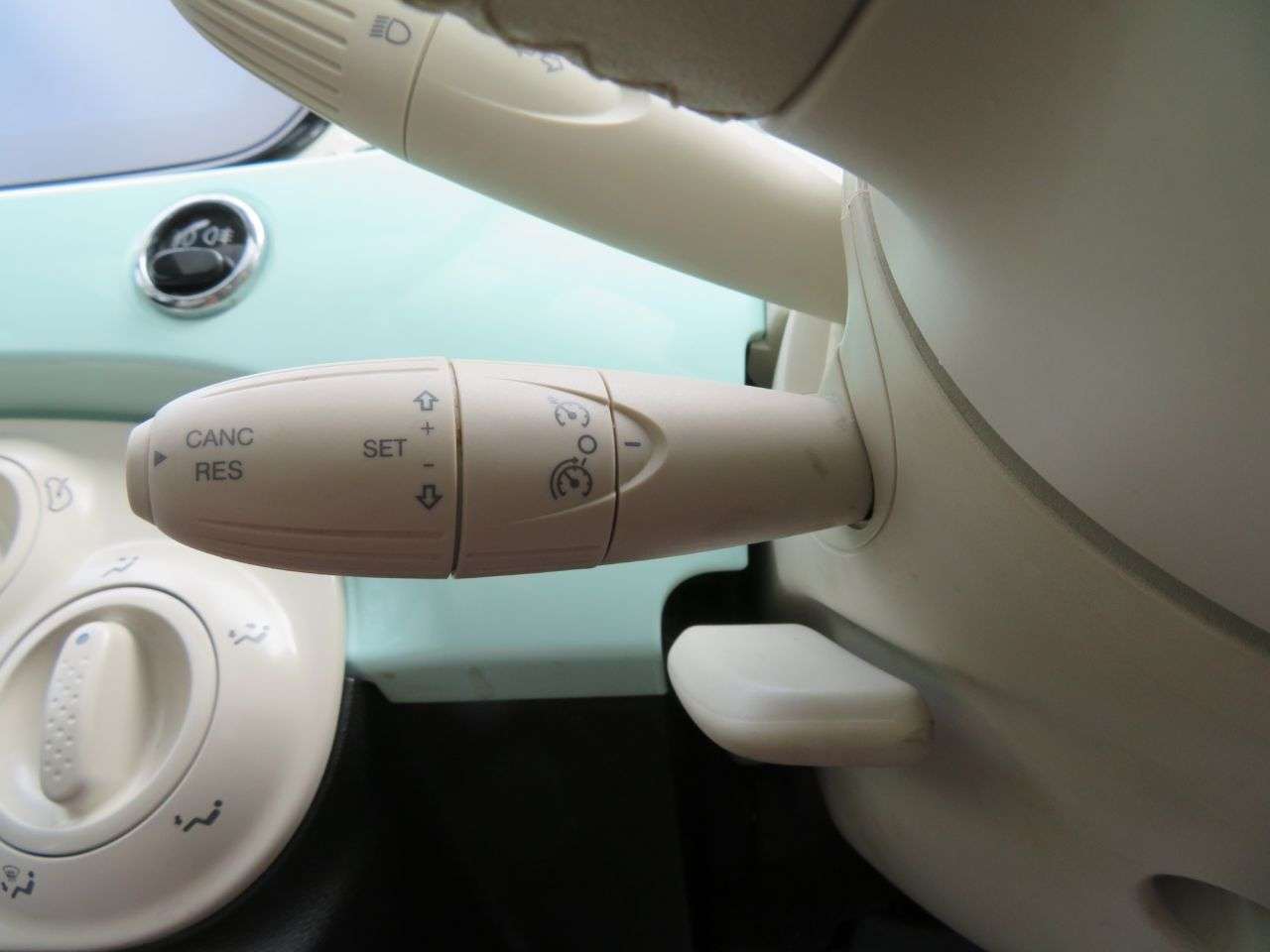 2019 FIAT 500 2019 FIAT 500