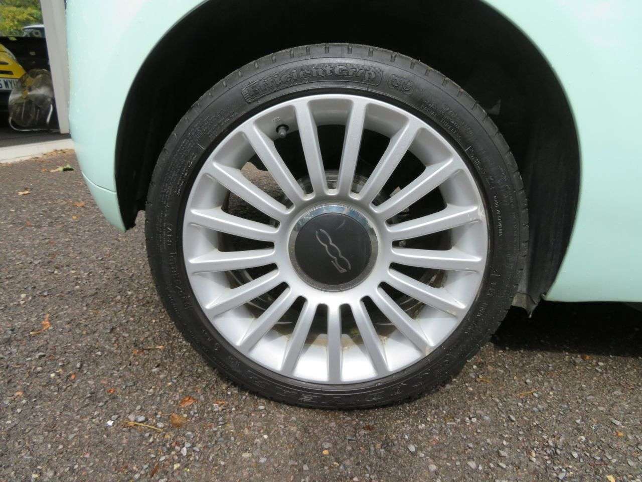 A 2019 FIAT 500 1.2 Lounge Hatchback 3dr Petrol Manual Euro 6 (s/s) (69 bhp) A 2019 FIAT 500 1.2 Lounge Hatchback 3dr Petrol Manual Euro 6 (s/s) (69 bhp)