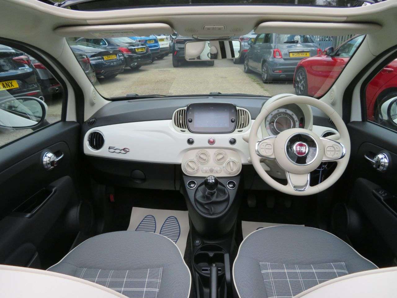 2019 FIAT 500C 2019 FIAT 500C