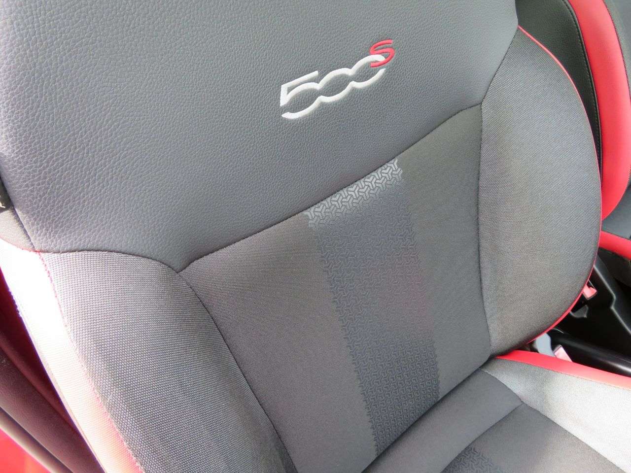2014 FIAT 500 2014 FIAT 500