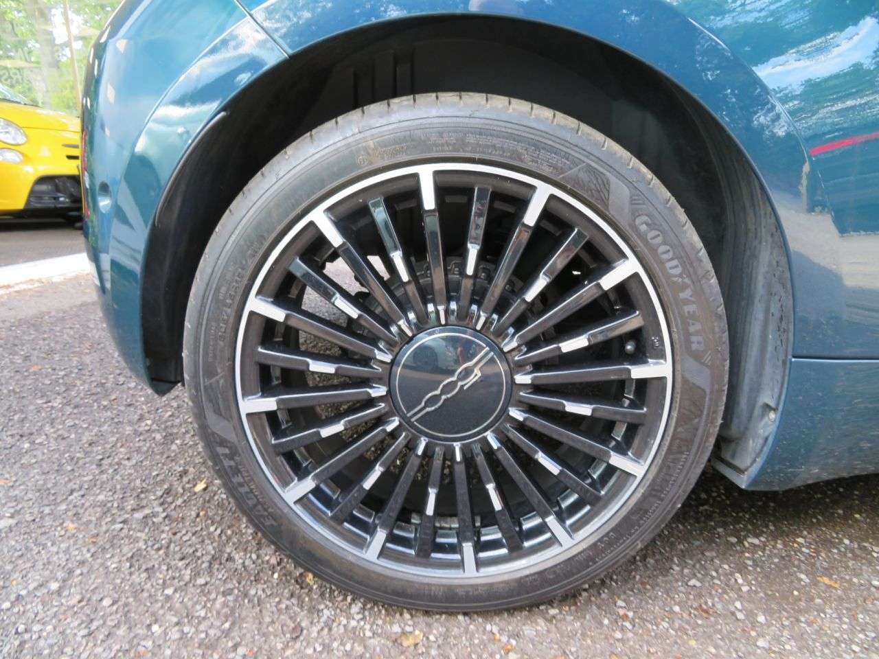 2021 FIAT 500E 2021 FIAT 500E