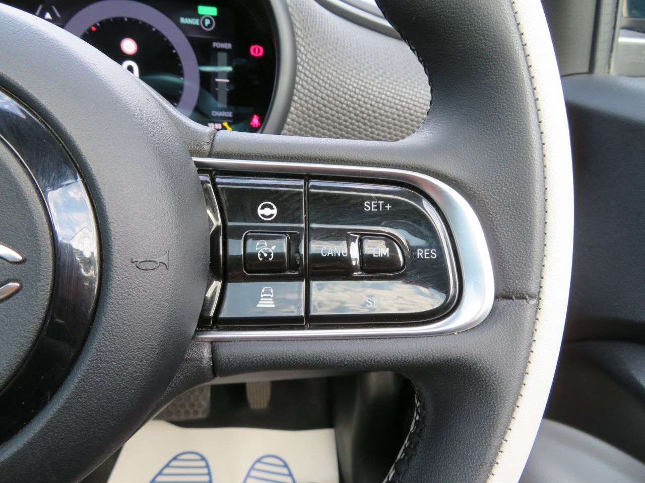 2021 FIAT 500E 2021 FIAT 500E