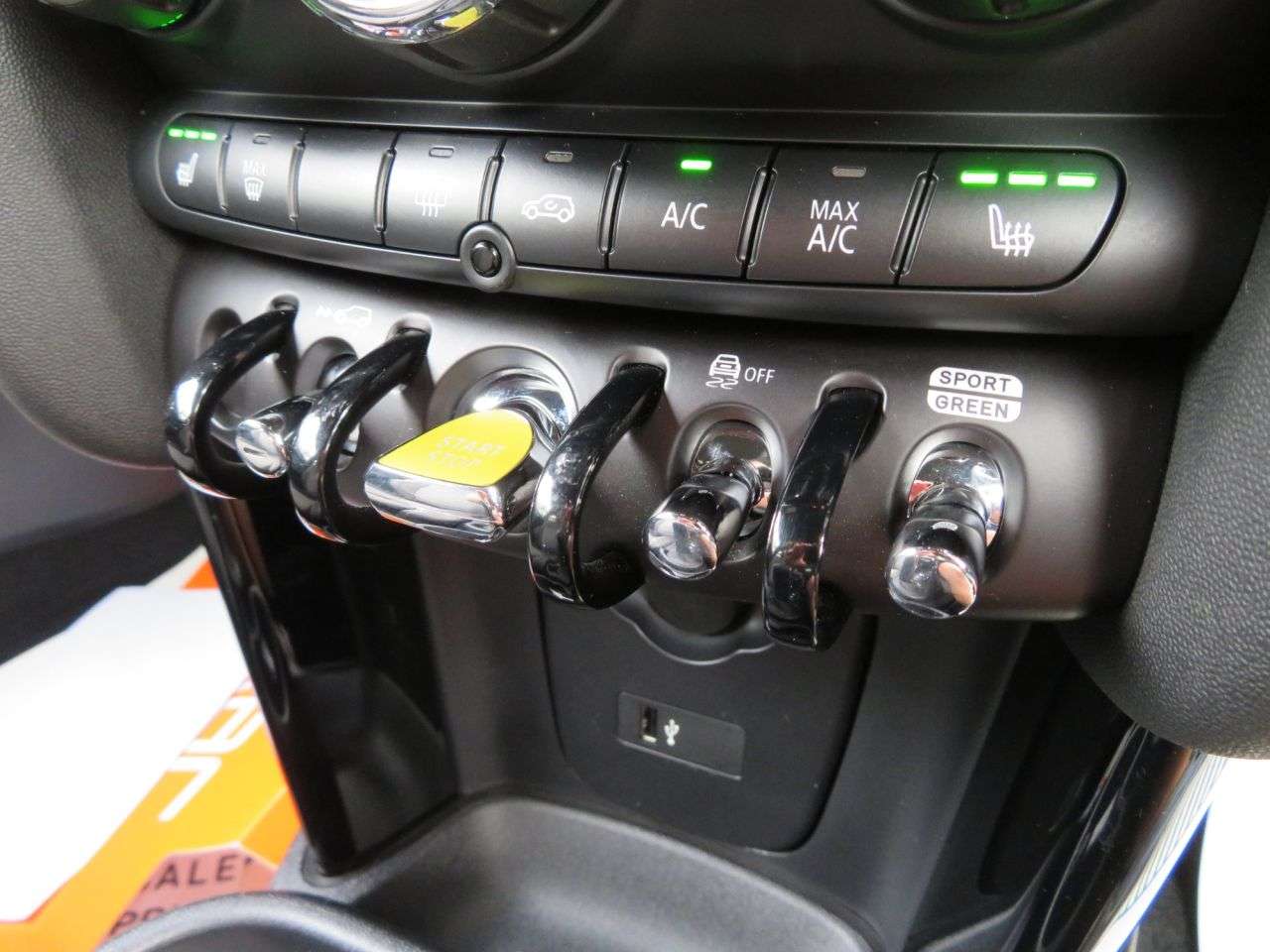 2021 MINI ELECTRIC HATCH 2021 MINI ELECTRIC HATCH