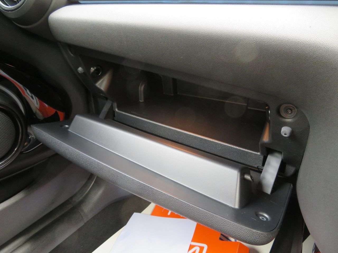 2021 MINI ELECTRIC HATCH 2021 MINI ELECTRIC HATCH
