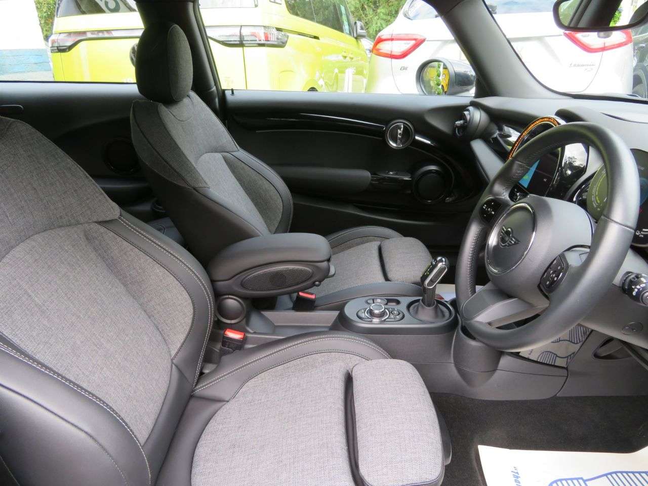 2021 MINI ELECTRIC HATCH 2021 MINI ELECTRIC HATCH