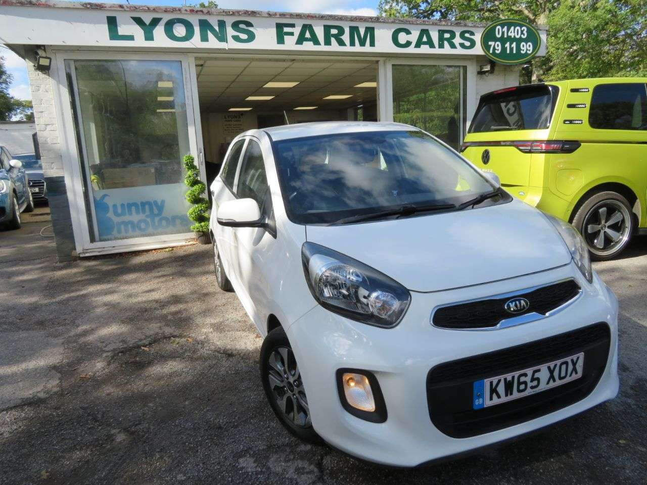 A 2016 KIA PICANTO 1.0 2 Hatchback 5dr Petrol Manual Euro 6 (65 bhp) 14" ALLOYS + AIR-CON + BL A 2016 KIA PICANTO 1.0 2 Hatchback 5dr Petrol Manual Euro 6 (65 bhp) 14" ALLOYS + AIR-CON + BL