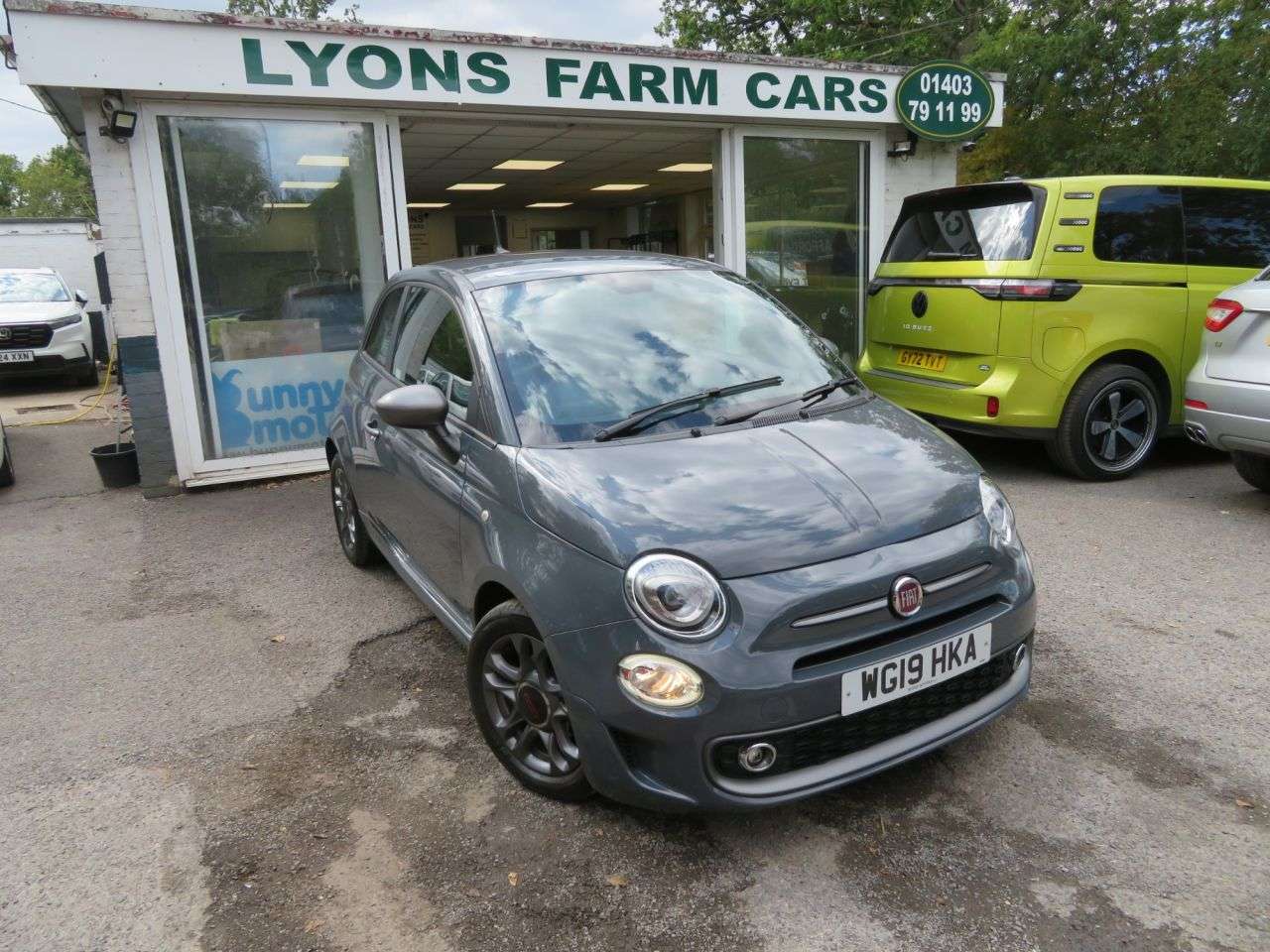 A 2019 FIAT 500 1.2 S Hatchback 3dr Petrol Manual Euro 6 (s/s) (69 bhp) SPORTS KIT + SPOILE A 2019 FIAT 500 1.2 S Hatchback 3dr Petrol Manual Euro 6 (s/s) (69 bhp) SPORTS KIT + SPOILE