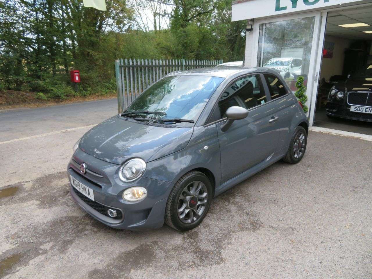 2019 FIAT 500 2019 FIAT 500