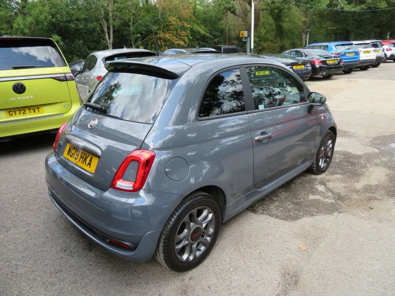 A 2019 FIAT 500 1.2 S Hatchback 3dr Petrol Manual Euro 6 (s/s) (69 bhp) SPORTS KIT + SPOILE A 2019 FIAT 500 1.2 S Hatchback 3dr Petrol Manual Euro 6 (s/s) (69 bhp) SPORTS KIT + SPOILE
