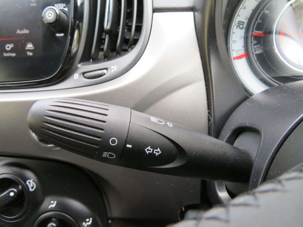2019 FIAT 500 2019 FIAT 500