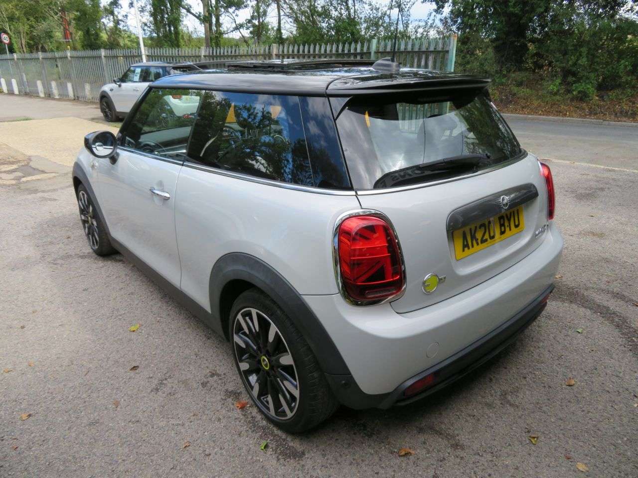 2020 MINI ELECTRIC HATCH 2020 MINI ELECTRIC HATCH