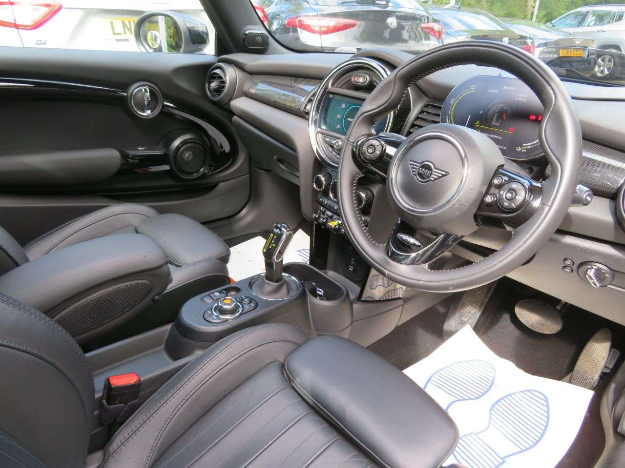 2020 MINI ELECTRIC HATCH 2020 MINI ELECTRIC HATCH