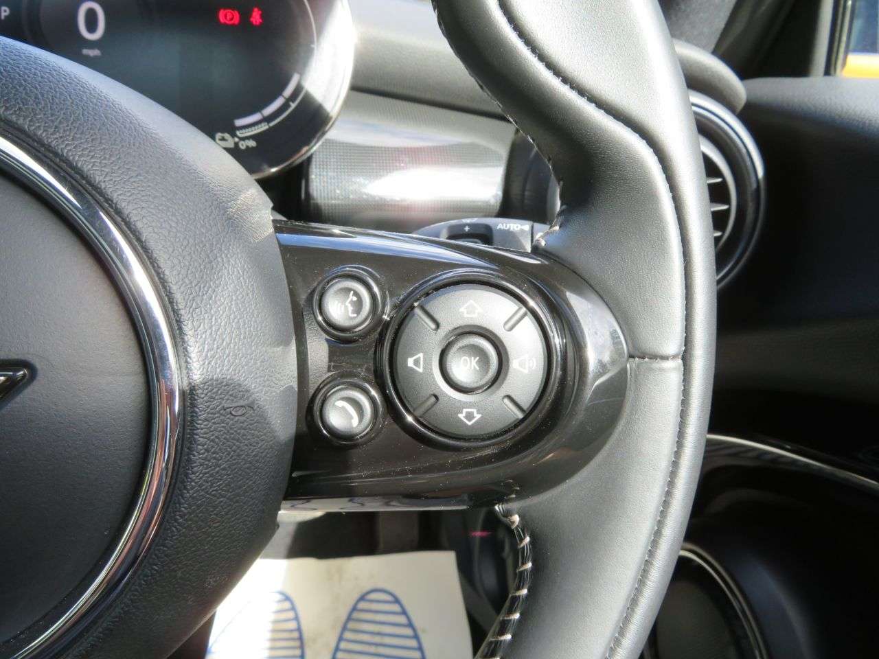 2020 MINI ELECTRIC HATCH 2020 MINI ELECTRIC HATCH