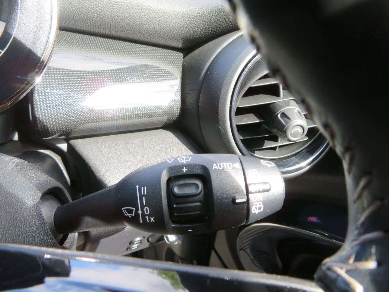 2020 MINI ELECTRIC HATCH 2020 MINI ELECTRIC HATCH