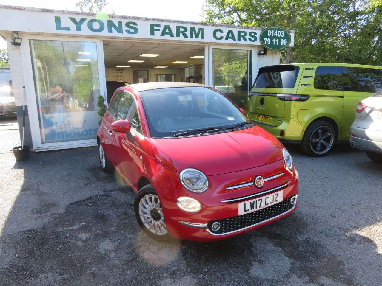 A 2017 FIAT 500C 1.2 ECO Lounge Convertible 2dr Petrol Manual Euro 6 (s/s) (69 bhp) A 2017 FIAT 500C 1.2 ECO Lounge Convertible 2dr Petrol Manual Euro 6 (s/s) (69 bhp)
