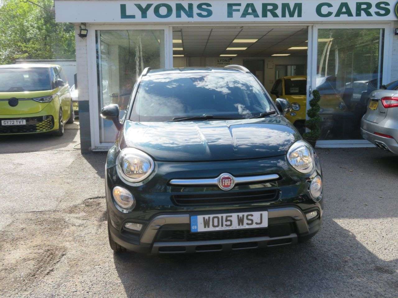 A 2015 FIAT 500X 1.4 MultiAir Cross SUV 5dr Petrol Manual Euro 6 (s/s) (140 ps) A 2015 FIAT 500X 1.4 MultiAir Cross SUV 5dr Petrol Manual Euro 6 (s/s) (140 ps)