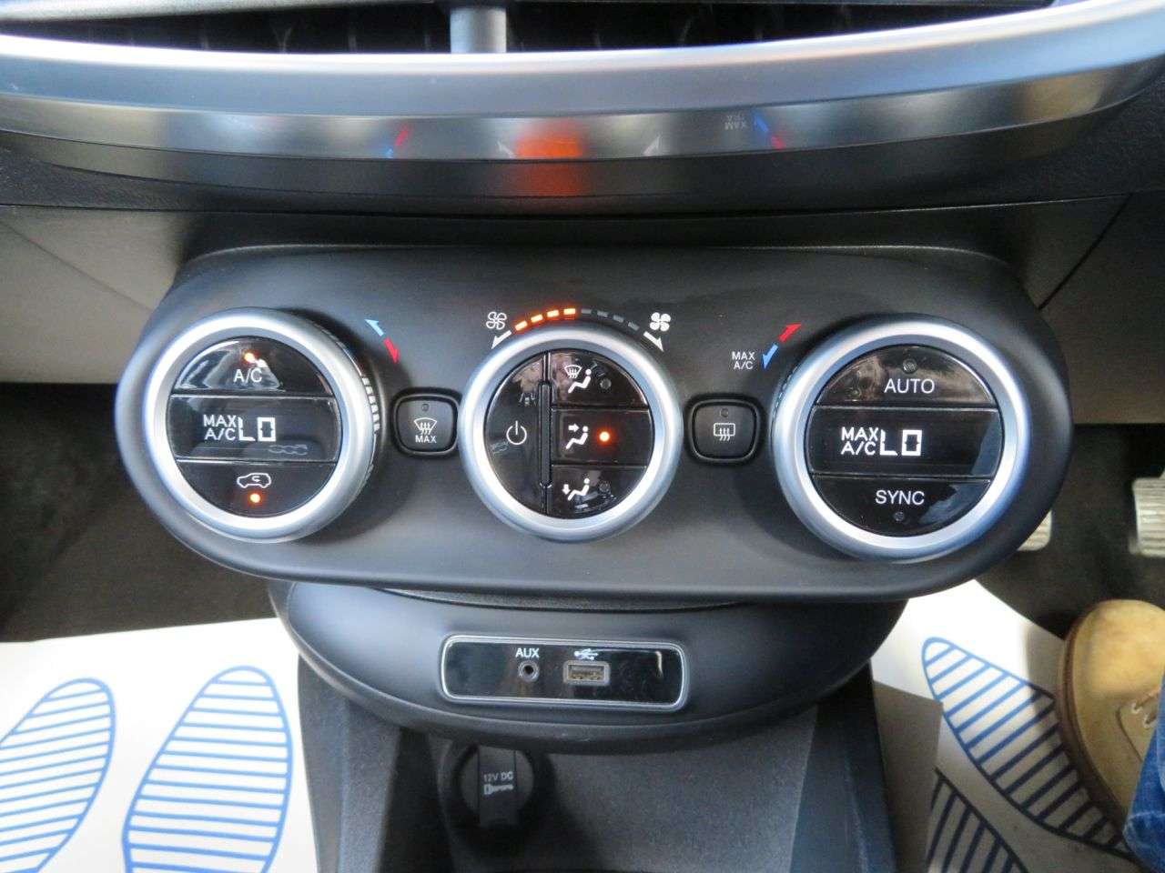 2015 FIAT 500X 2015 FIAT 500X
