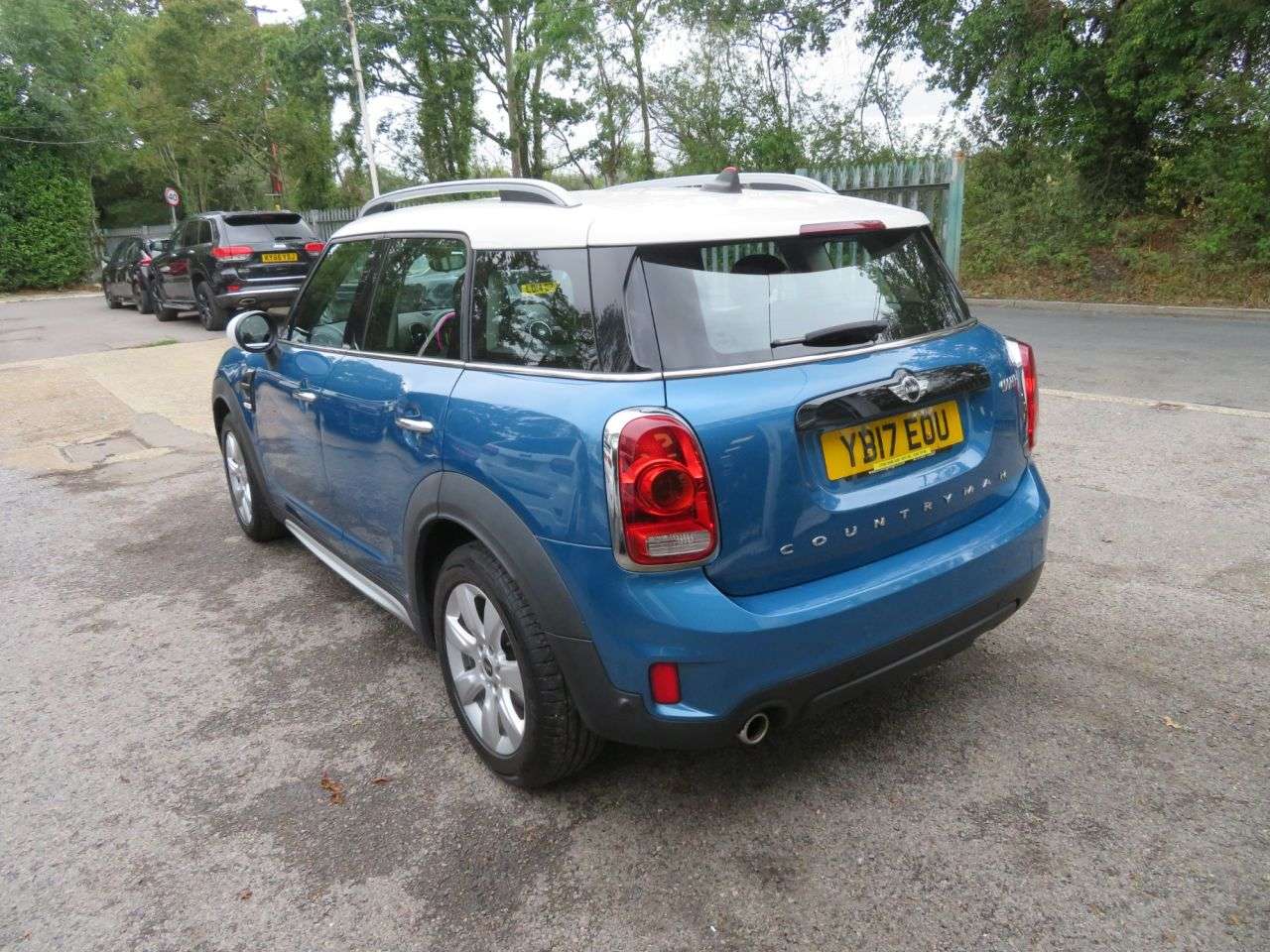 2017 MINI MINI COUNTRYMAN 2017 MINI MINI COUNTRYMAN