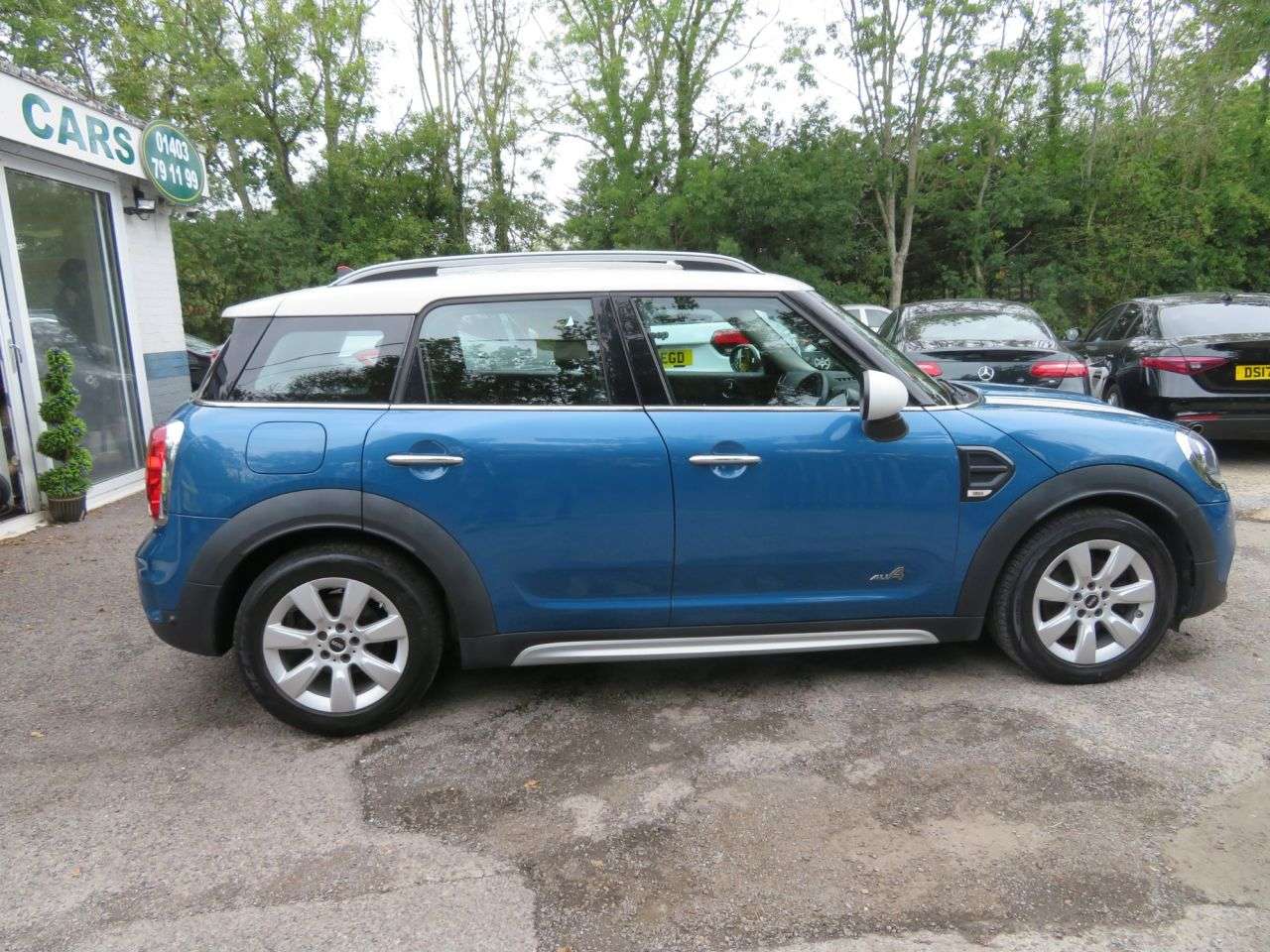 2017 MINI MINI COUNTRYMAN 2017 MINI MINI COUNTRYMAN