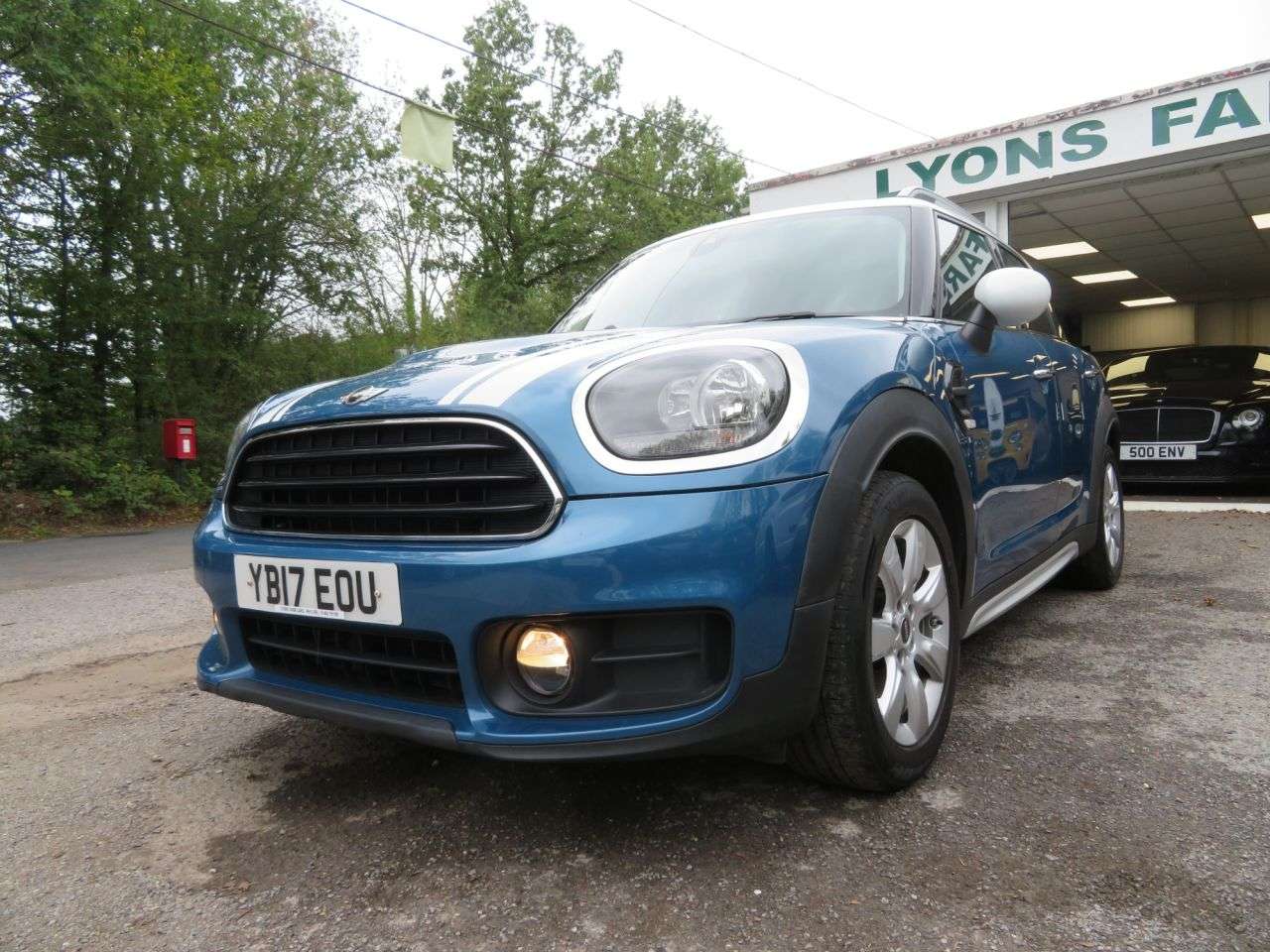 2017 MINI MINI COUNTRYMAN 2017 MINI MINI COUNTRYMAN