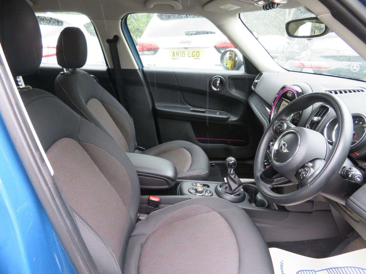 2017 MINI MINI COUNTRYMAN 2017 MINI MINI COUNTRYMAN
