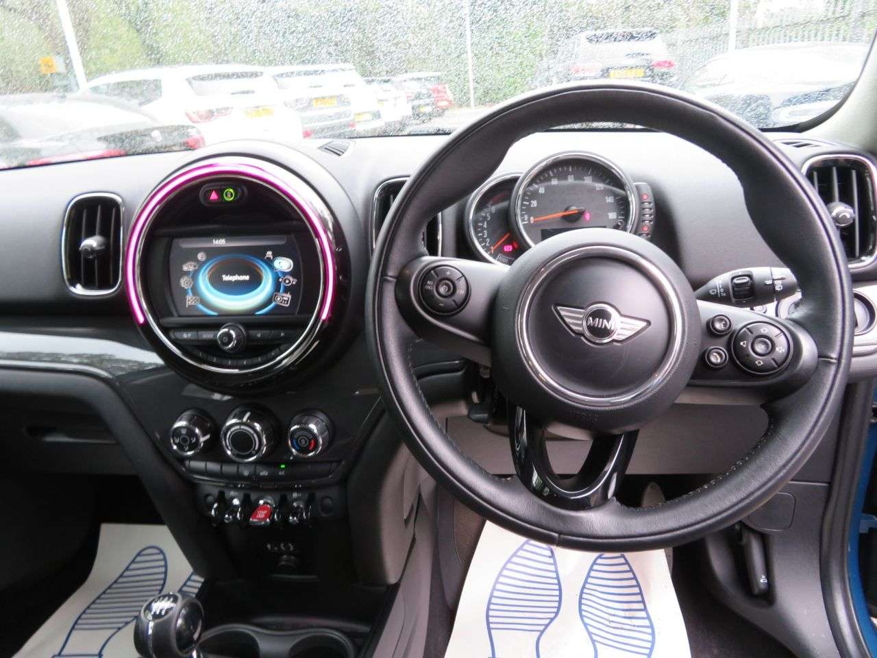2017 MINI MINI COUNTRYMAN 2017 MINI MINI COUNTRYMAN