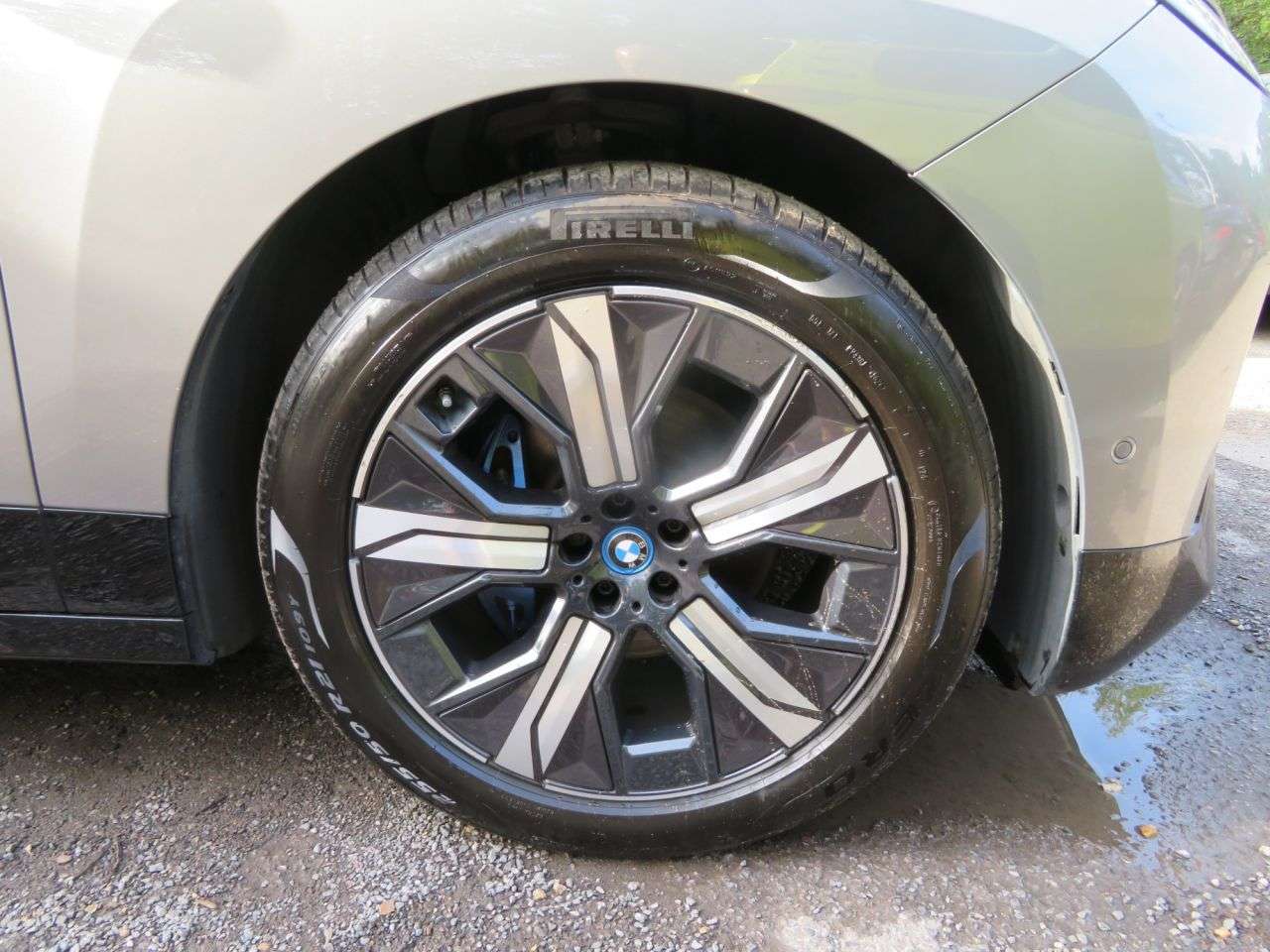 2022 BMW IX 2022 BMW IX