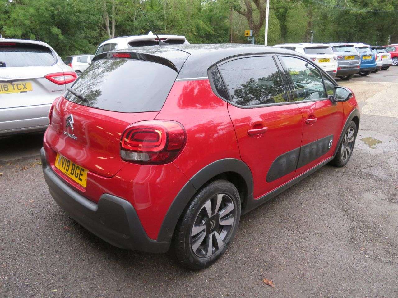 A 2019 CITROEN C3 1.2 PureTech Flair Hatchback 5dr Petrol Manual Euro 6 (s/s) (82 ps) A 2019 CITROEN C3 1.2 PureTech Flair Hatchback 5dr Petrol Manual Euro 6 (s/s) (82 ps)