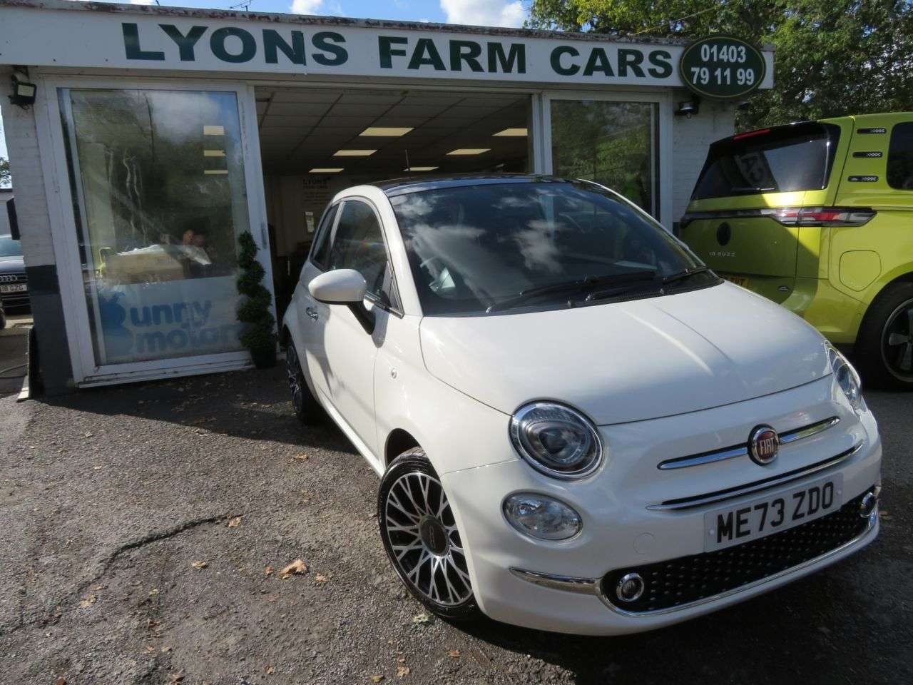 A 2024 FIAT 500 1.0 MHEV Top Hatchback 3dr Petrol Manual Euro 6 (s/s) (70 bhp) 16" ALLOYS + A 2024 FIAT 500 1.0 MHEV Top Hatchback 3dr Petrol Manual Euro 6 (s/s) (70 bhp) 16" ALLOYS +