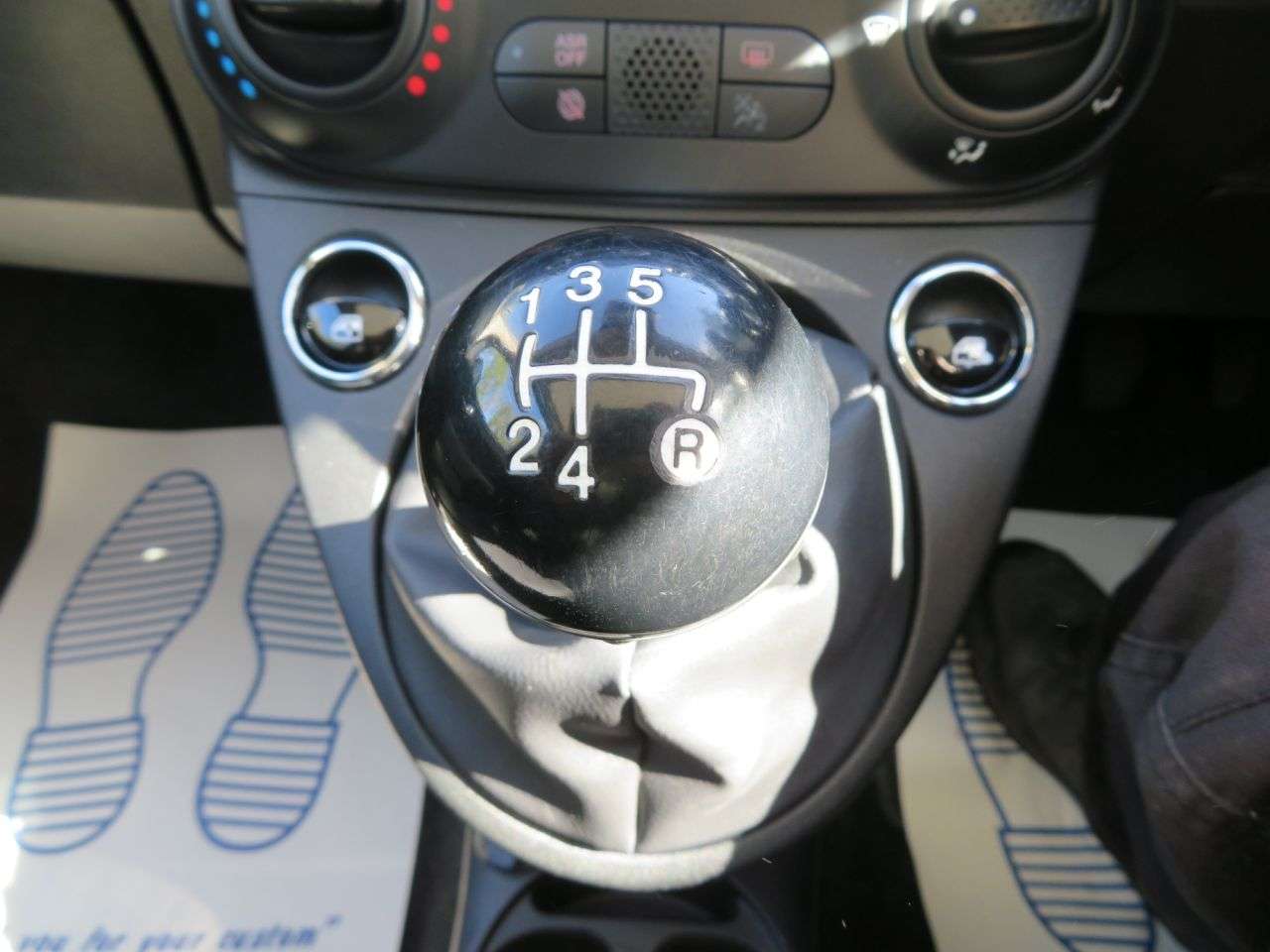 2018 FIAT 500 2018 FIAT 500