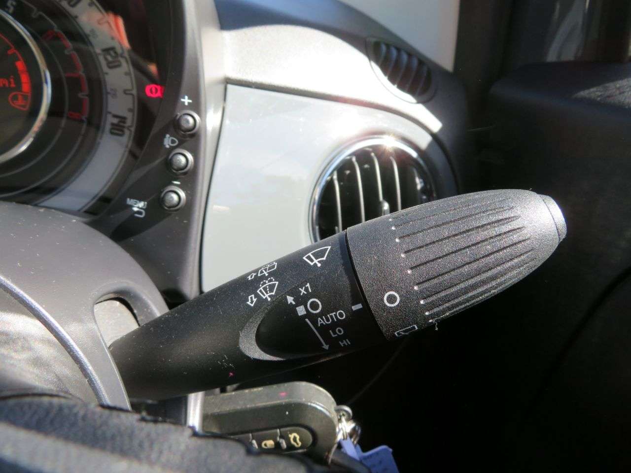 2018 FIAT 500 2018 FIAT 500