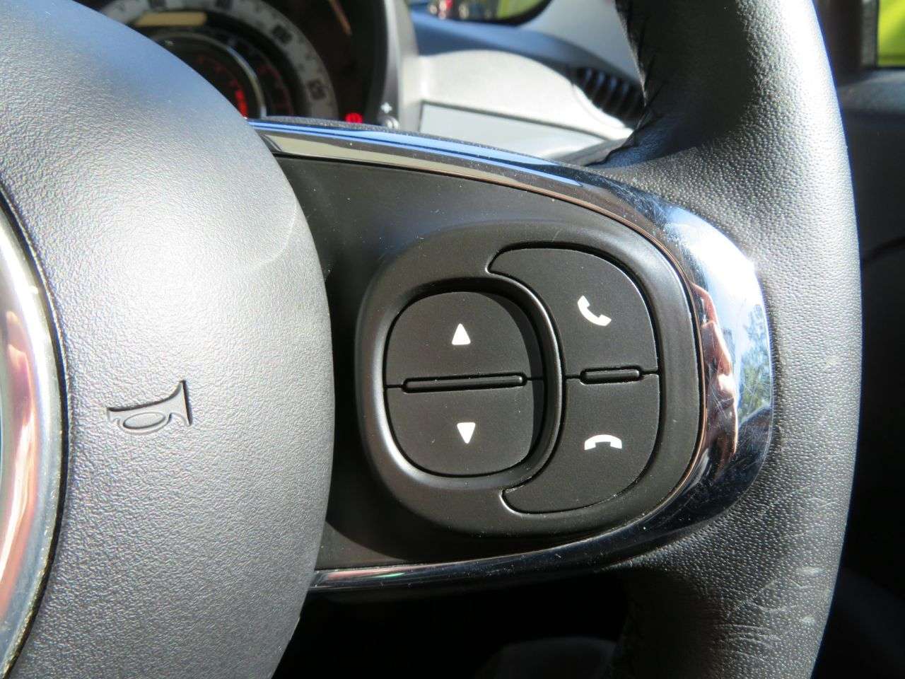 2018 FIAT 500 2018 FIAT 500