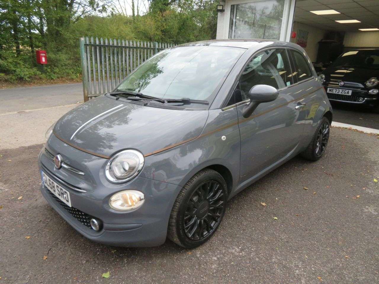 A 2018 FIAT 500 1.2 Collezione Fall Hatchback 3dr Petrol Manual Euro 6 (s/s) (69 bhp) 16" D A 2018 FIAT 500 1.2 Collezione Fall Hatchback 3dr Petrol Manual Euro 6 (s/s) (69 bhp) 16" D