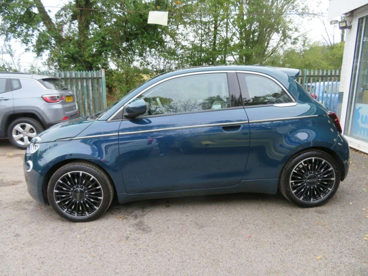 2021 FIAT 500E 2021 FIAT 500E