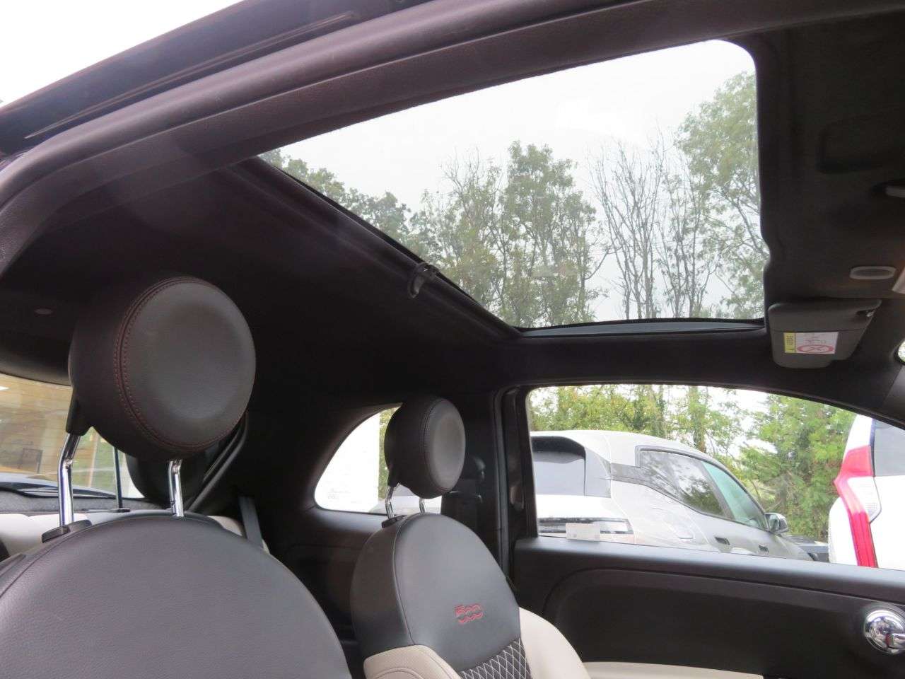 A 2021 FIAT 500 1.0 MHEV Star Hatchback 3dr Petrol Manual Euro 6 (s/s) (70 bhp) A 2021 FIAT 500 1.0 MHEV Star Hatchback 3dr Petrol Manual Euro 6 (s/s) (70 bhp)
