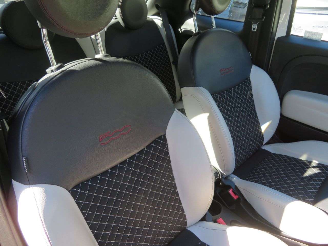 A 2020 FIAT 500 0.9 TwinAir Star Hatchback 3dr Petrol Manual Euro 6 (s/s) (85 bhp) A 2020 FIAT 500 0.9 TwinAir Star Hatchback 3dr Petrol Manual Euro 6 (s/s) (85 bhp)