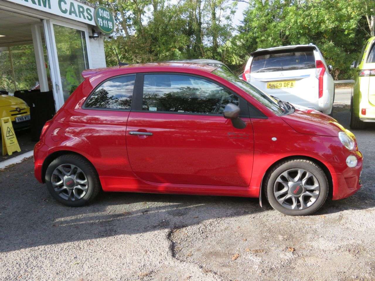 A 2019 FIAT 500 1.2 S (Sport) Hatchback 3dr Petrol Manual Euro 6 (s/s) (69 bhp) A 2019 FIAT 500 1.2 S (Sport) Hatchback 3dr Petrol Manual Euro 6 (s/s) (69 bhp)