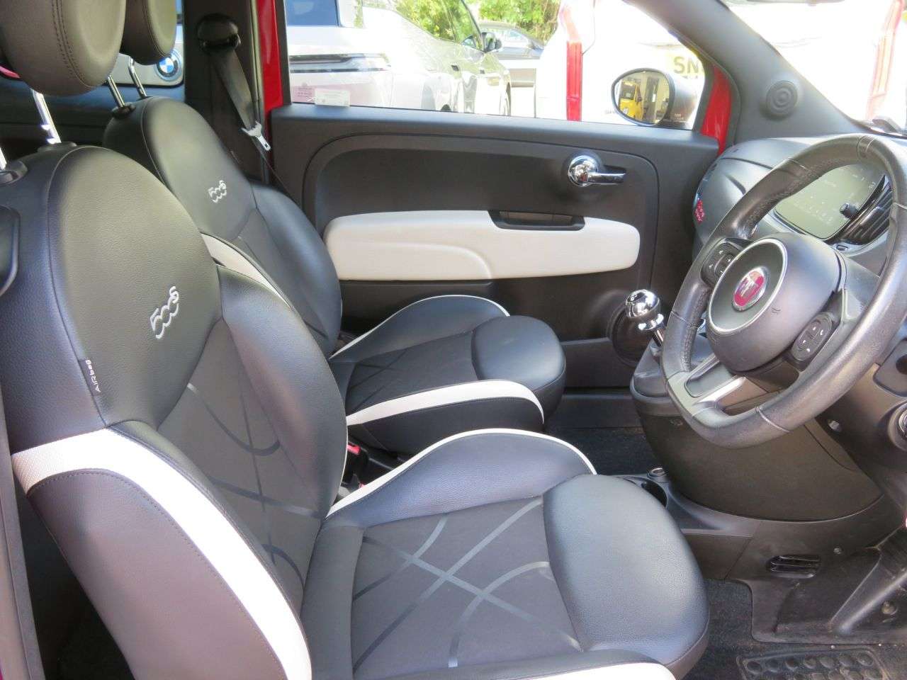 2019 FIAT 500 2019 FIAT 500
