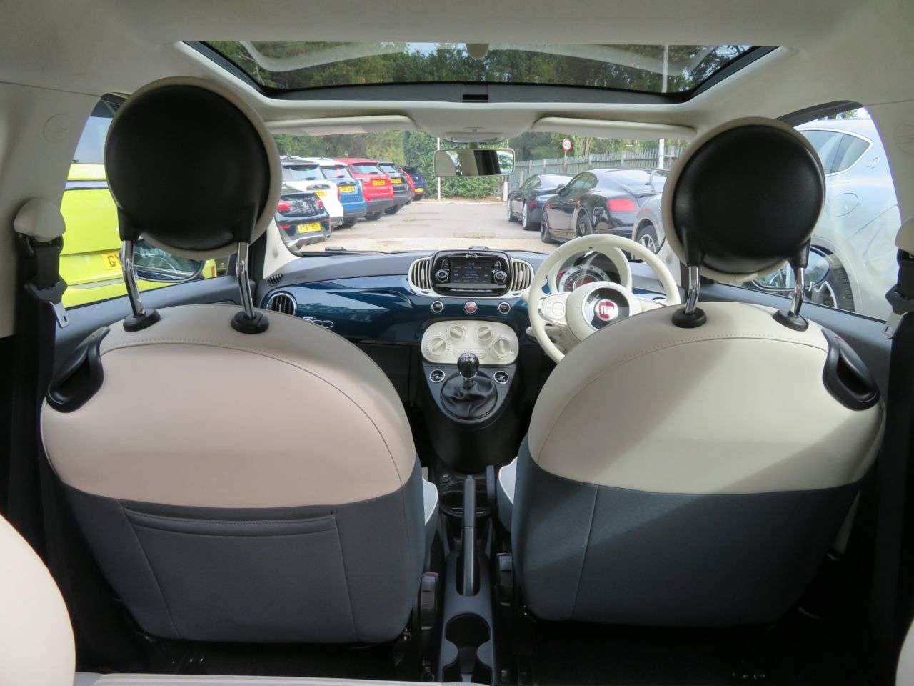 2018 FIAT 500 2018 FIAT 500